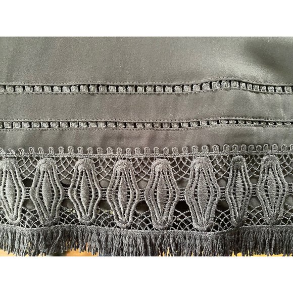 Cynthia Rowley Women's Shift Dress Size 2‎ Black Fringe Crochet Hem Gold Zipper - Picture 8 of 12